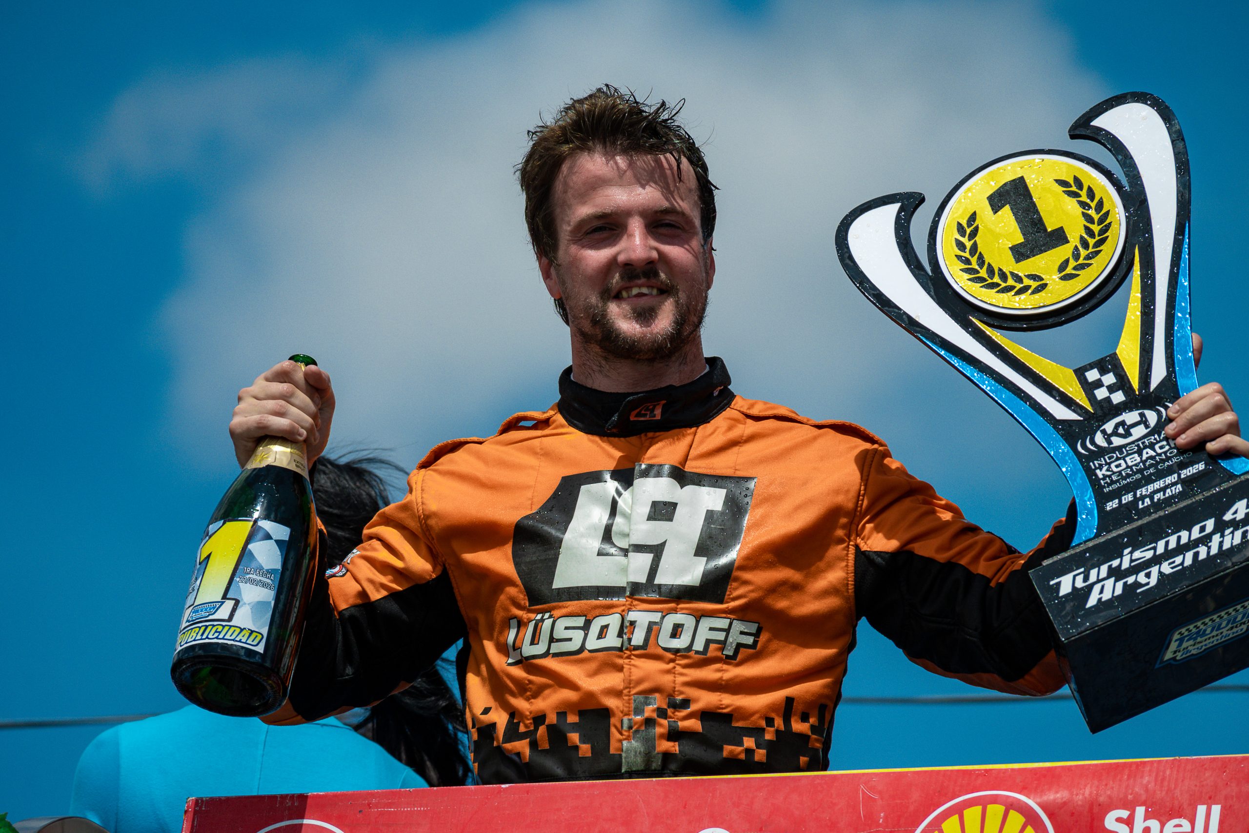 SALSE Y UN EMOTIVO RETORNO AL TRIUNFO